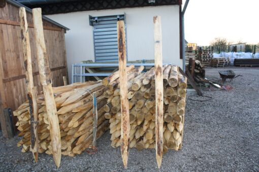 Piquet Châtaignier 2 m ronds épointé, écorcé